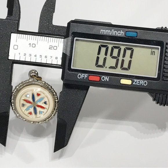 Vintage Enamel Pendant Pennsylvania Dutch Amish Distelfink Hex Sign Bird America - Picture 12 of 14